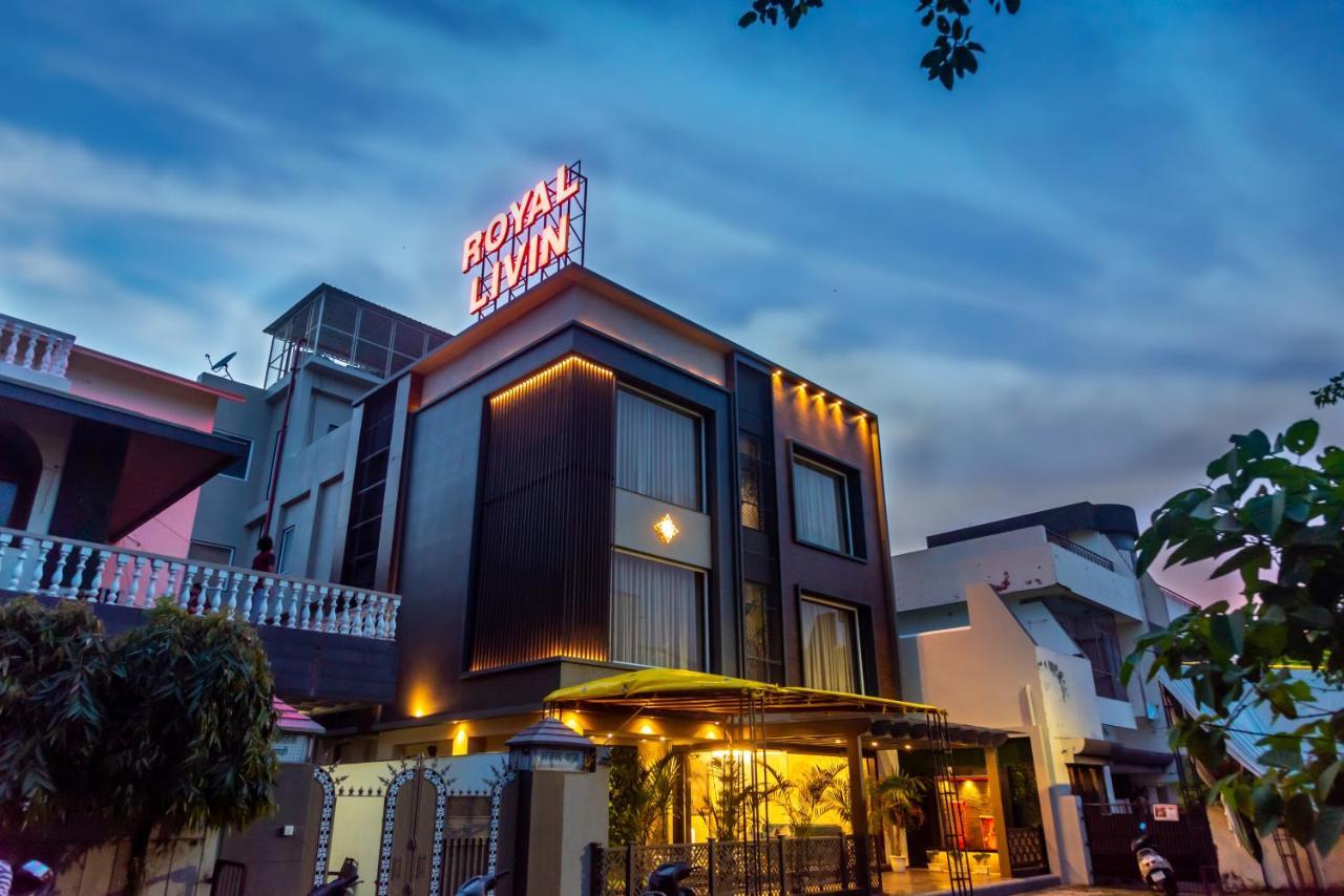 Royal Livin Hotel Varanasi