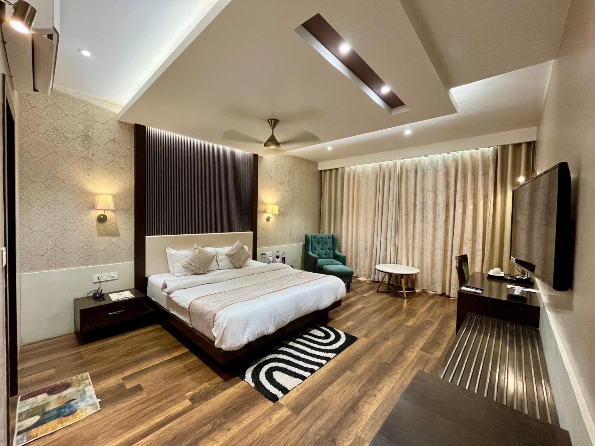 Hotel Royal Livin 3*