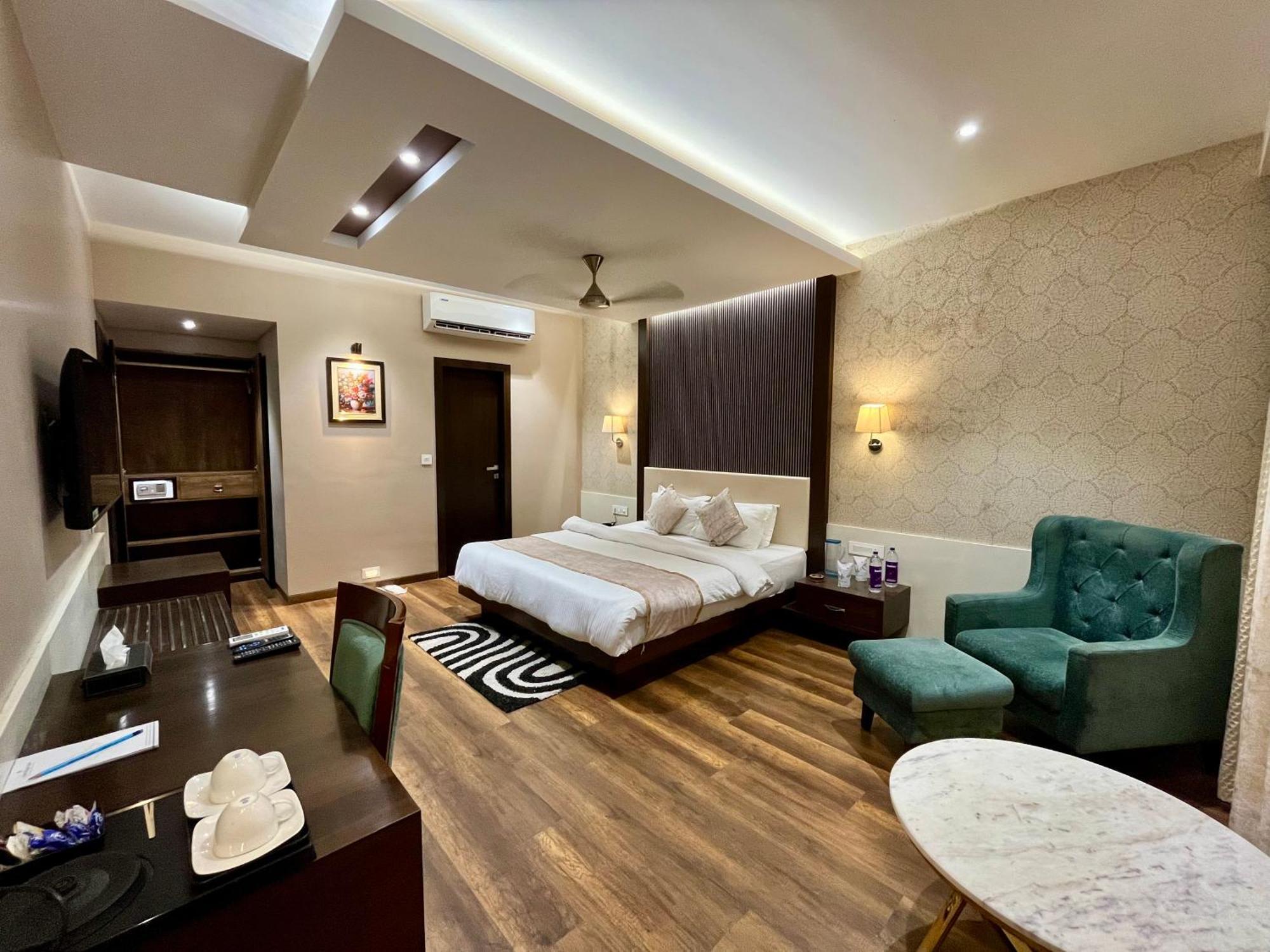 Hotel Royal Livin Varanasi